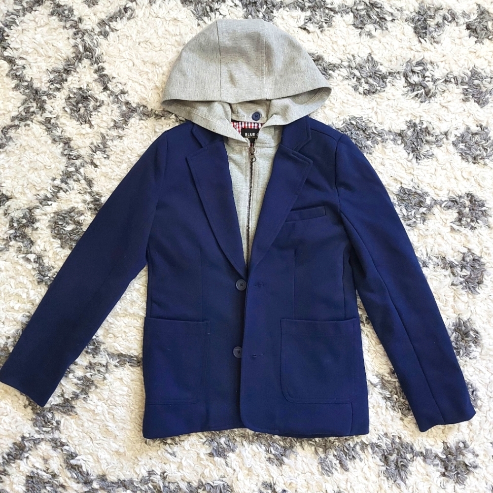 Boys suit with removable hood
